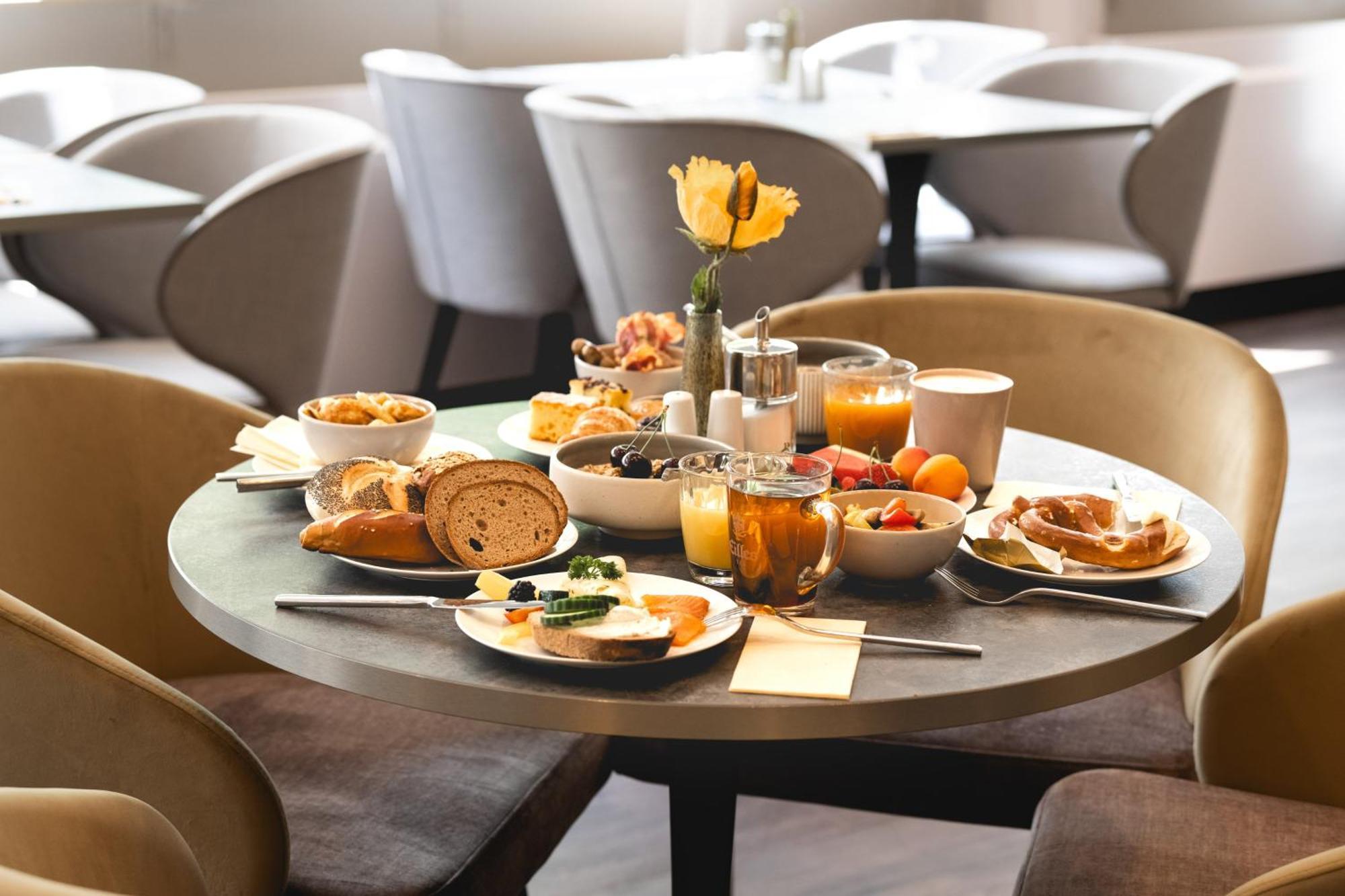Leonardo Hotel Heidelberg City Center Ngoại thất bức ảnh