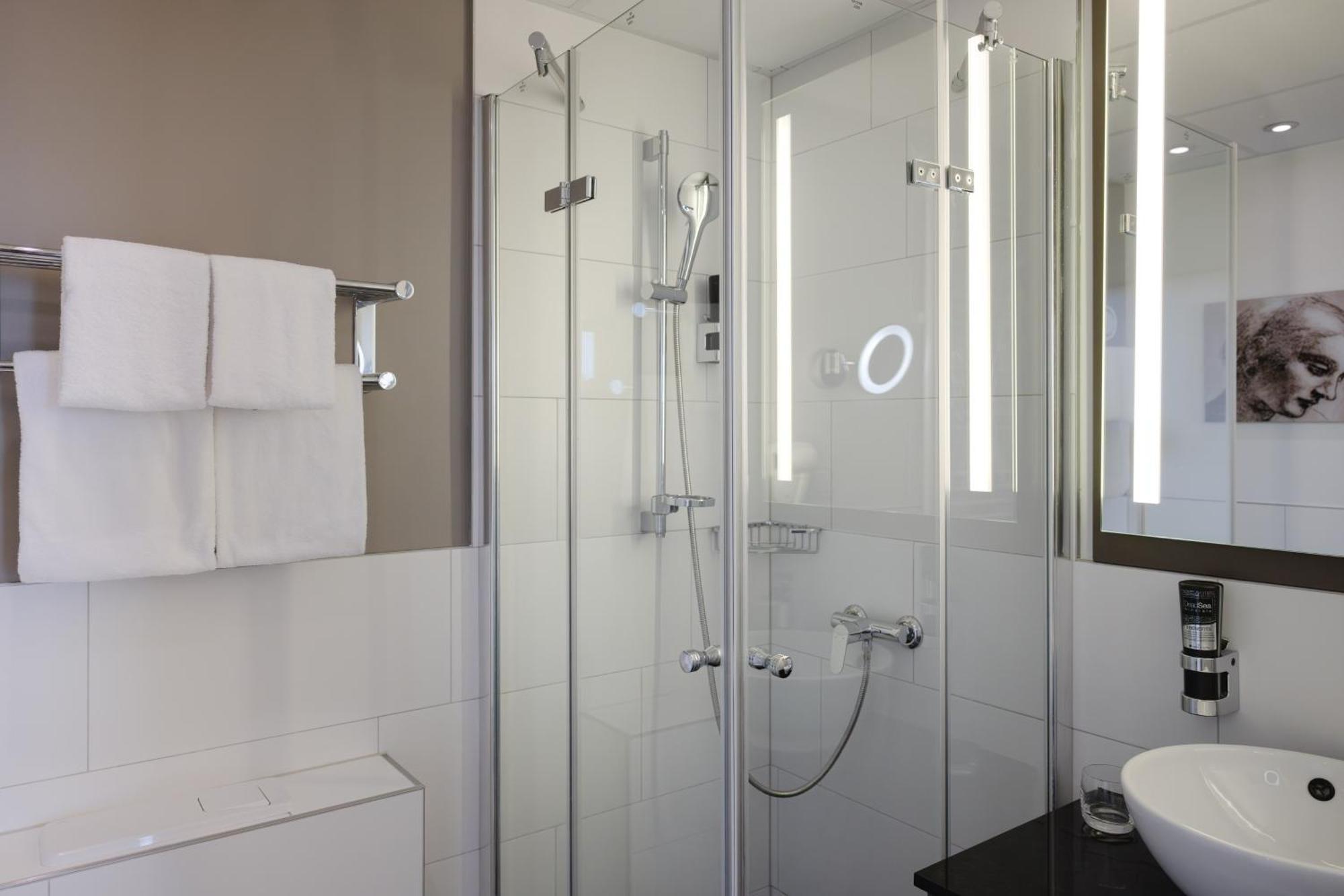 Leonardo Hotel Heidelberg City Center Ngoại thất bức ảnh